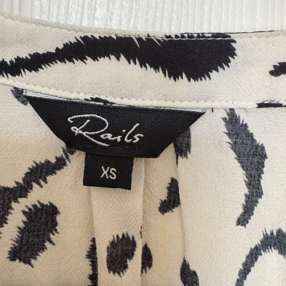 Rails Marti Ivory Cheetah Top Size XS - Picture 4 of 13